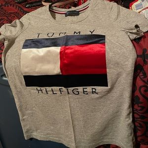 Tommy Hilfiger women top
